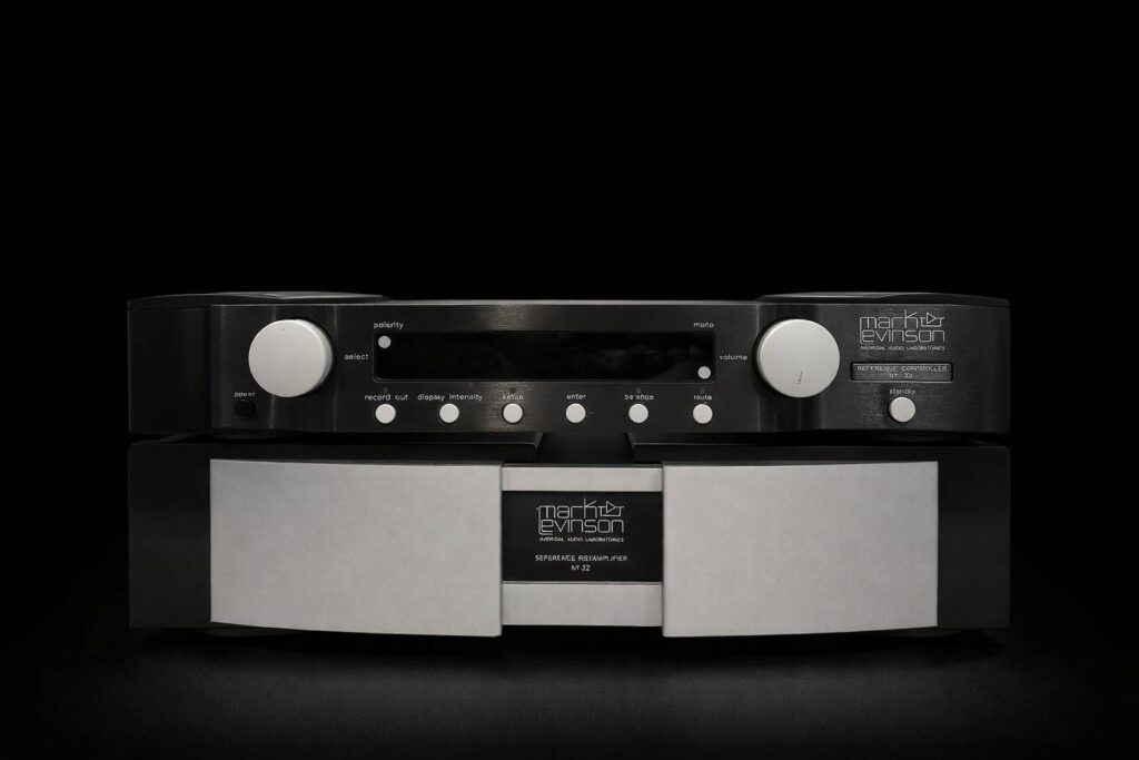 Mark Levinson No.32 reference preamp ระดับตำนาน
