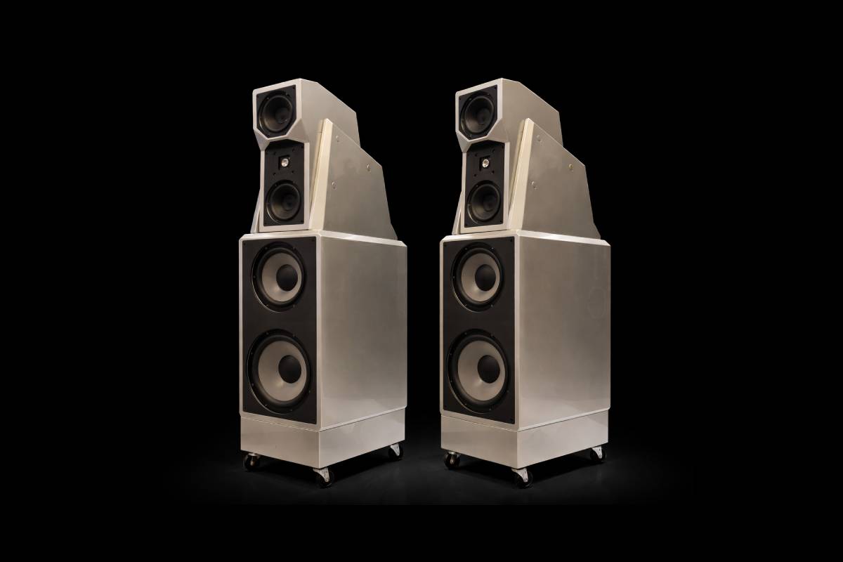 Wilson Audio MAXX 2 loudspeakers